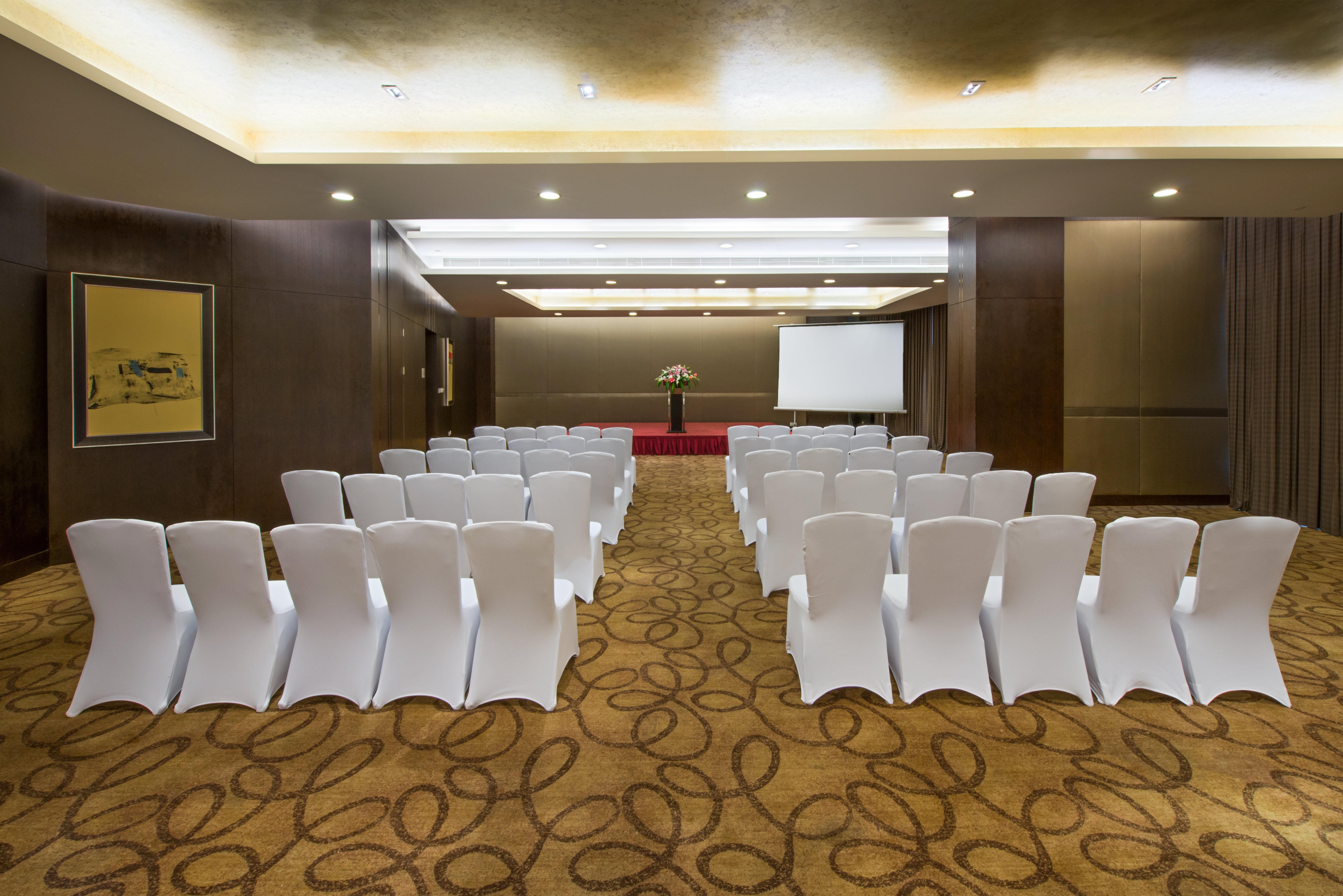 Crowne Plaza Shanghai Xiayang Lake By Ihg Csingpu Kültér fotó